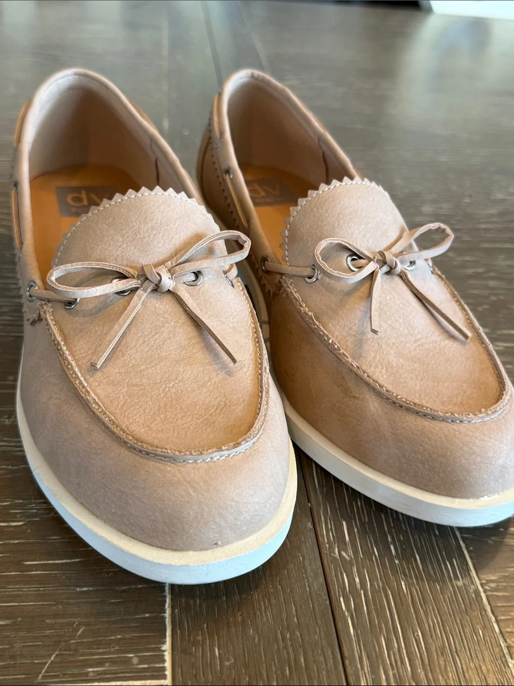 DV by Dolce Vita lagoon 8.5 Boat Loafers women’s